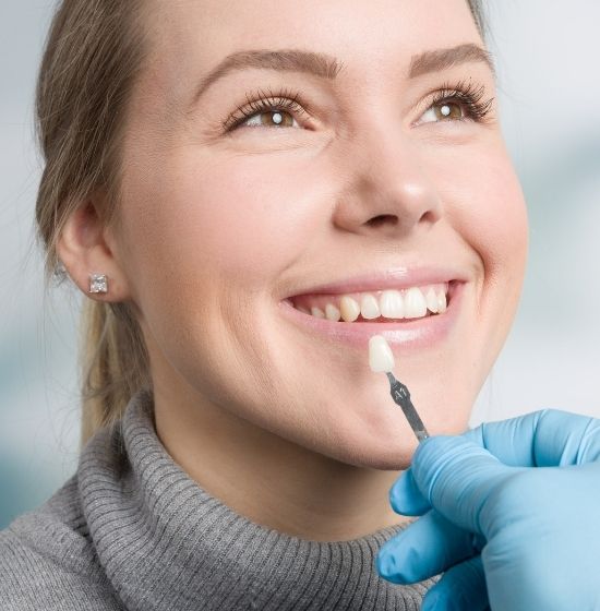 can you have veneers on crooked teeth