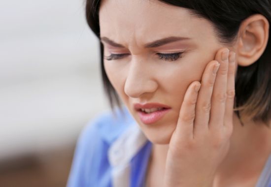 can wisdom teeth cause jaw pain
