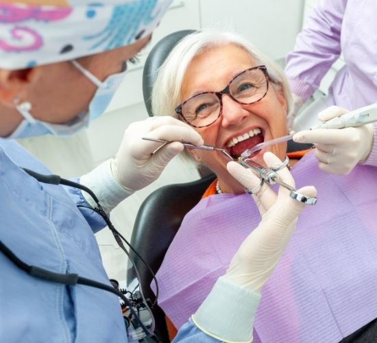 bad breath after tooth extraction